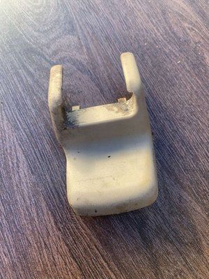 Накладка на крепление сидения 72157-AC060 Toyota Avalon 2005-2012, б.у. 72157-AC060 фото