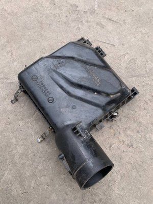 Крышка корпуса воздушного фильтра Subaru Impreza 3, 2007-2011 г., 2.0 бензин, A52AG06, б.у. A52AG06 фото