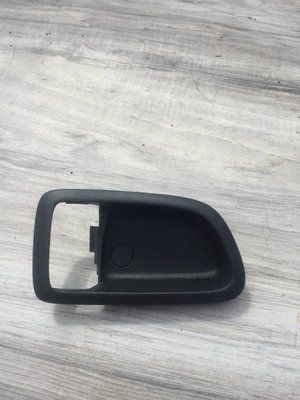Накладка открывания дверей внутренняя задняя правая Mazda 3 BK седан, б.у. 456777677рол фото