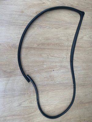 Ущільнювач передніх правих дверей Chevrolet Epica 2006-2012 p.,седан, б.в 96635832 96635832 фото