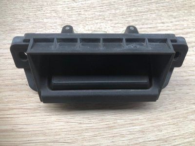 Кнопка кришки багажника Mercedes w221, S-клас 220 821 14 79 фото