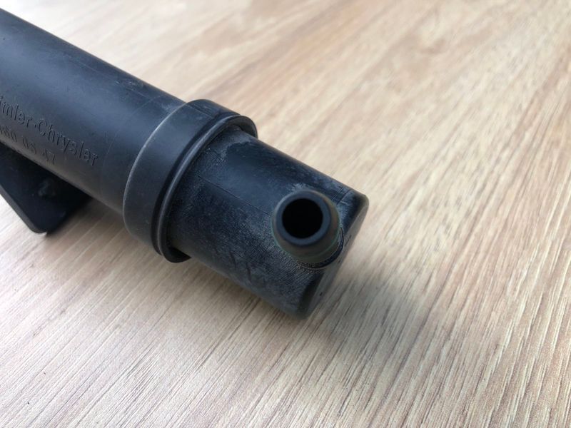 Форсунка омивача фар перед ліва 2518600547 Mercedes W251, R-class, б.в. 2518600547 фото