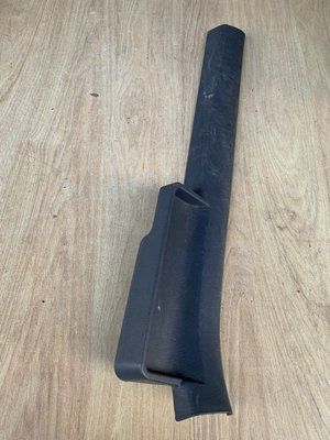Накладка на порог салона передняя правая Nissan Almera Classic B10RS 2006-2012 г,  б.у. 8322531000 8322531000 фото