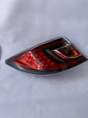 Стоп задній лівий  зовнішній 2008-2009 Mazda 6 216-1973-UE фото