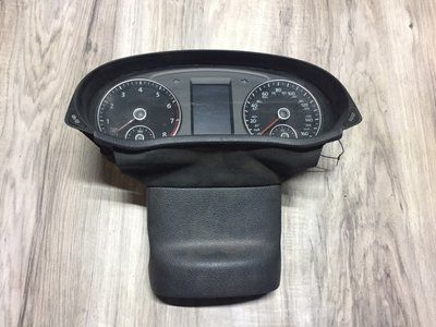 Приборна панель Volkswagen Passat B7 Б.у. 561920 960D 02S фото