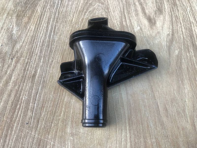 Маслоприемник Mercedes двигатель M273 V8, 4.7л.,б.у 2721800652  2721800652 фото