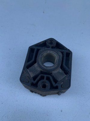 Подушка радіатора Audi A4 B5 1.9 TDI 2000 р., 1J0806136C, б.в. 1J0806136C фото