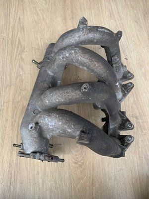 Впускной коллектор Nissan Almera Classic B10RS 2006-2012 г., 1.6 бензин, б.у. 1400395F0В 1400395F0В фото
