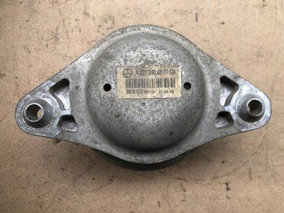 Подушка (опора) двигуна ліва Mercedes 221, S-клас 06-13, б.в 2009143884 фото