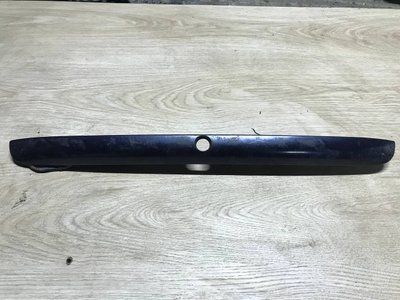 Накладка кришки багажника Volkswagen Passat B5, седан, 3B0827574, б.в. 3B0827574 фото