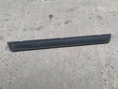 Накладка порога переднього правого Subaru Impreza 3, 2007-2011 р., 94060FG070, б.в. 94060FG070 фото