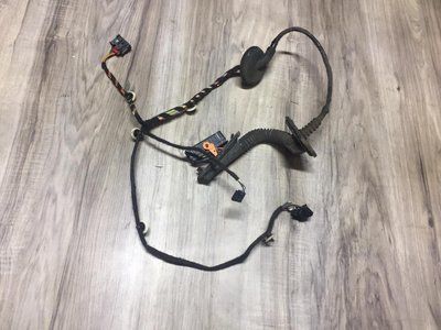 Проводка дверей задняя левая 4L0971841 Skoda Fabia 3, б.у 4L0971841 фото