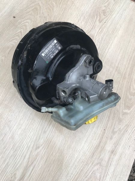 Вакуумный усилитель гальм Skoda Superb 1.8 бензин 2007 г, б.у. 3U0 614 105 3U0 614 105 фото
