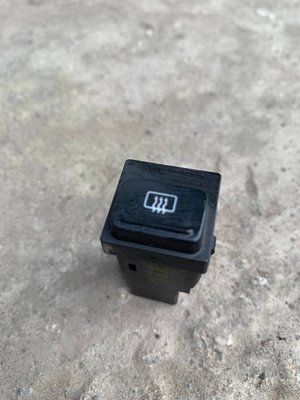 Кнопка обогрева лобового стекла Skoda Fabia 2, 5J0959621, б.у.  5J0959621 фото