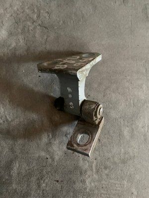 Петля передніх правих дверей верхня Volkswagen Passat B6, 2005 р., 3C0831402D, б.в. 3C0831402D фото