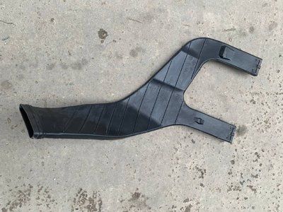 Повітропровід салону правий, під ковроліном Subaru Impreza 3, 2007-2011 р., 72512AG040, б.в. 72512AG040 фото