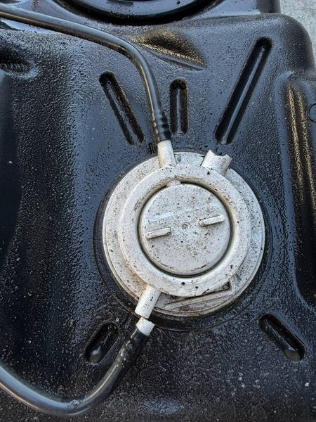 Паливний бак Jeep Patriot, 2011-2016 р., USA, дефект, 05105335AH, б.в. 05105335AH фото