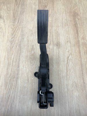 Педаль газу (акселератора) Mercedes W169 A-class, б.в 1693000304 1693000304 фото