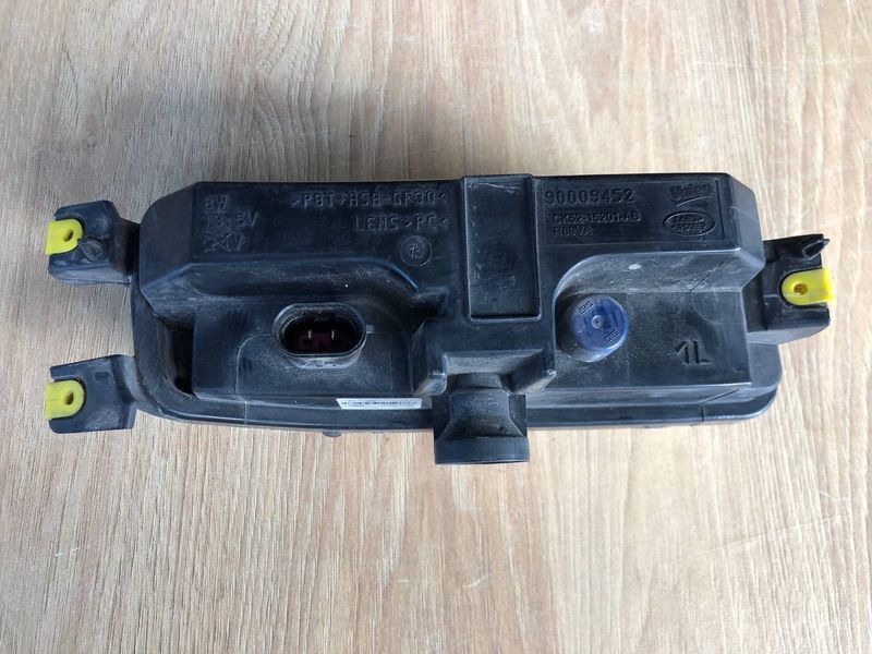 Фара противотуманная передняя левая LR080284, LR033407, CK5215201AB Range Rover Vogue L405, б.у. LR080284, LR033407, CK5215201AB фото