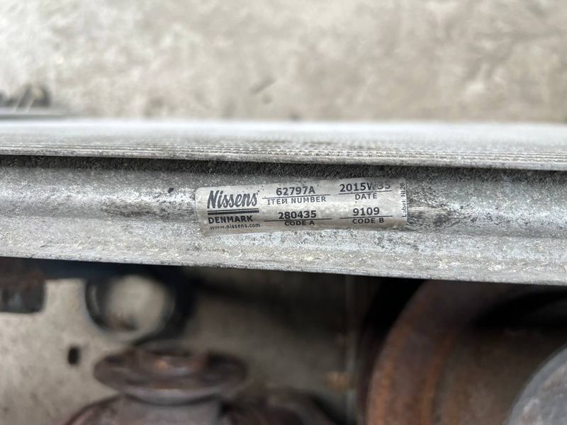 Радиатор охлаждения двигателя Nissens 62797A, б.у. 62797A фото