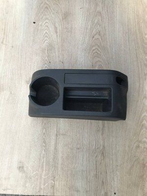 Консоль ручника Volkswagen Jetta, 1K5 863 323, б.в. 1K5 863 323 фото