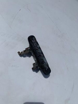 Ручка зовнішніх задніх лівих дверей Audi A4 B5, 2000 р., 4B0839207A, б.в. 4B0839207A фото