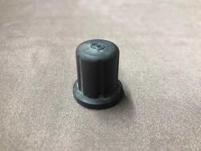 Кришка захисна болта Mercedes w221, S-клас, б.в. 0015466135 фото