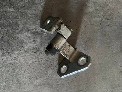 Петля задніх правих дверей верхня Volkswagen Passat B6, 2005 р., 3C4831402D, б.в. 3C4831402D фото