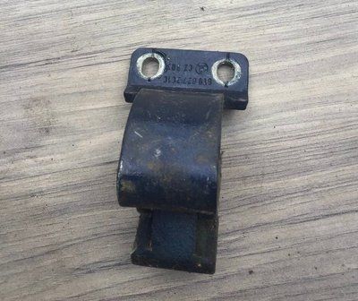 Петля багажника 6Y0827301C Skoda Fabia 1, б.у 6Y0827301C фото