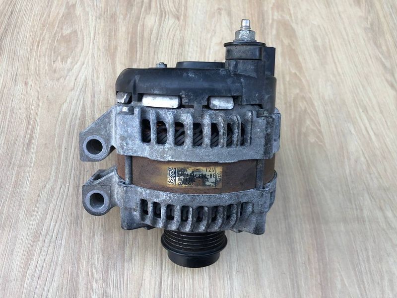 Генератор CPLA10300BE Range Rover Vogue L405 б.в. CPLA10300BE фото