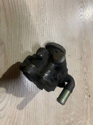 Насос гідропідсилювача керма, ГУР Skoda Felicia 1.6 бензин, AEE1H0422155E, б.в. 1H0422155E фото