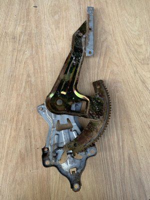 Склопідйомник задній лівий Nissan Almera Classic B10RX 2006-2012 р, б. в. 7851531000 7851531000 фото