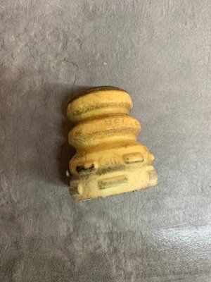 Отбойник переднего амортизатора Volkswagen Passat B6, 2005-2011 г., 3C0412303A, б.у. 3C0412303A фото