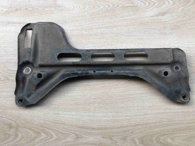 Пластина кріплення рульової рейки Mercedes w221, S-клас 2216200311 фото
