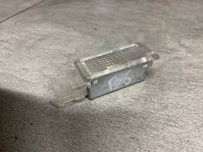 Плафон підсвічування бардачка Volkswagen Passat B6, 2005-2011 р., 7L0947415, б.в. 7L094741533 фото