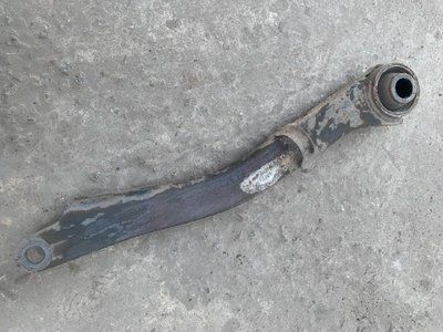 Важіль заднього підрамника Subaru Impreza 3, 2007-2011 р., б.в. 65767633 фото