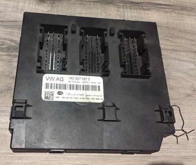 Блок комфорта 1К0937087Е Skoda б.у 1К0937087Е фото