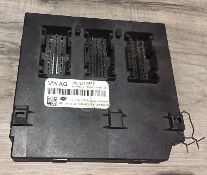 Блок комфорту 1К0937087Е Skoda б.в. 1К0937087Е фото