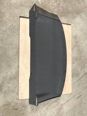 Полиця Volkswagen Jetta, б. в.  890 фото
