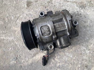 Компрессор кондиционера Skoda Fabia 2, 1.2 бензин, 5N0820803, б.у. 5N082080333 фото