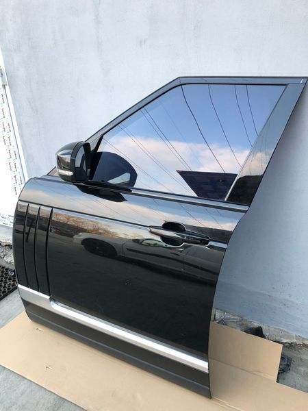 Дверь передняя левая, водительская  Range Rover Vogue, кузов L405, б.у (в цвет) 345677865 фото
