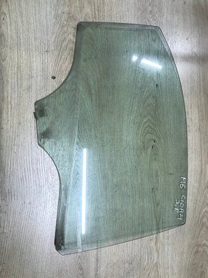 Стекло задних правых дверей Mazda 6, 2003-2007 г., седан, GJ6A72511A, б.у. GJ6A72511A фото