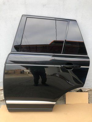 Двері задні ліві Range Rover Vogue, кузов L405, б.в. (в колір) 455678 фото