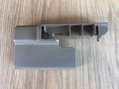 Крышка салазок сиденья правая LR036950, CK52600D13ABW Range Rover Vogue L405, б.у. LR036950, CK52600D13ABW фото