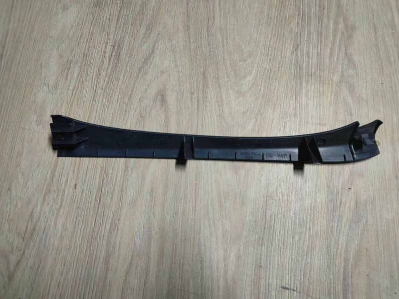 Накладка стійки лобового скла внутрішня ліва, нижня Volkswagen Passat B6, 2007 р., 3C0868237, б.в. 3C0868237 фото