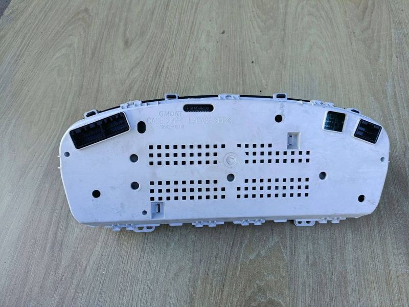 Приборна панель Chevrolet Epica 2.0 бензин 2006-2012 р.,б.в.  11642-00110  11642-00110  фото