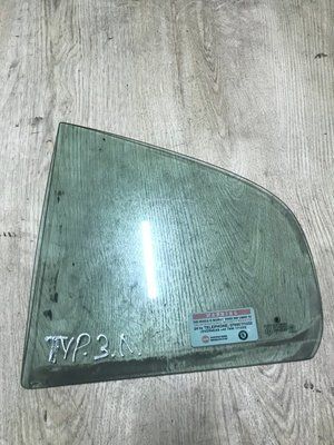 Форточка задніх лівих дверей Skoda Octavia Tour хетчбек, б.в. 675675 фото