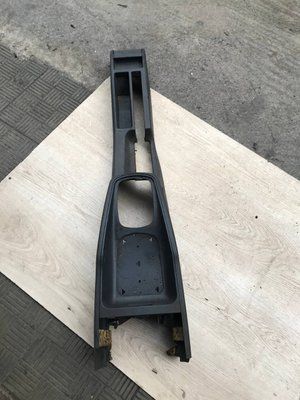Консоль Audi A3, 1999 г., б.у.  21047893 фото