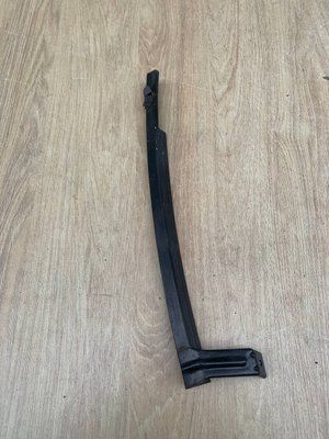 Направляющая переднего левого стекла двери Chevrolet Lacetti 2004-2013 г, б. у. 676575 фото