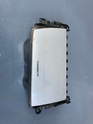 Підсклянник Toyota Avalon GSX30, 2005-2012 р., 55620-07010, б.в. 55620-07010 фото